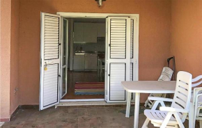 Gorgeous Apartment In S,andrea A,dello Ionio